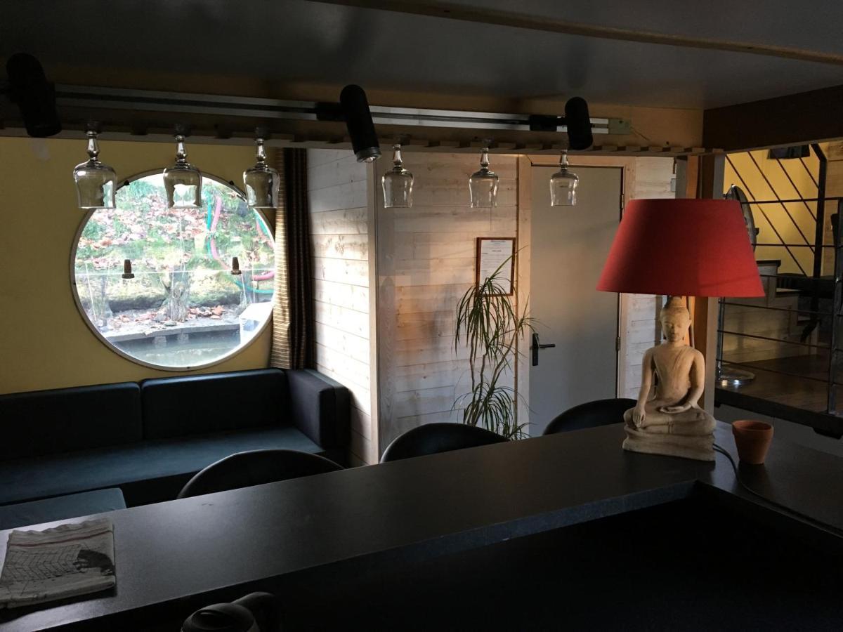 Boat For Guest Hotel Issy-les-Moulineaux Room photo