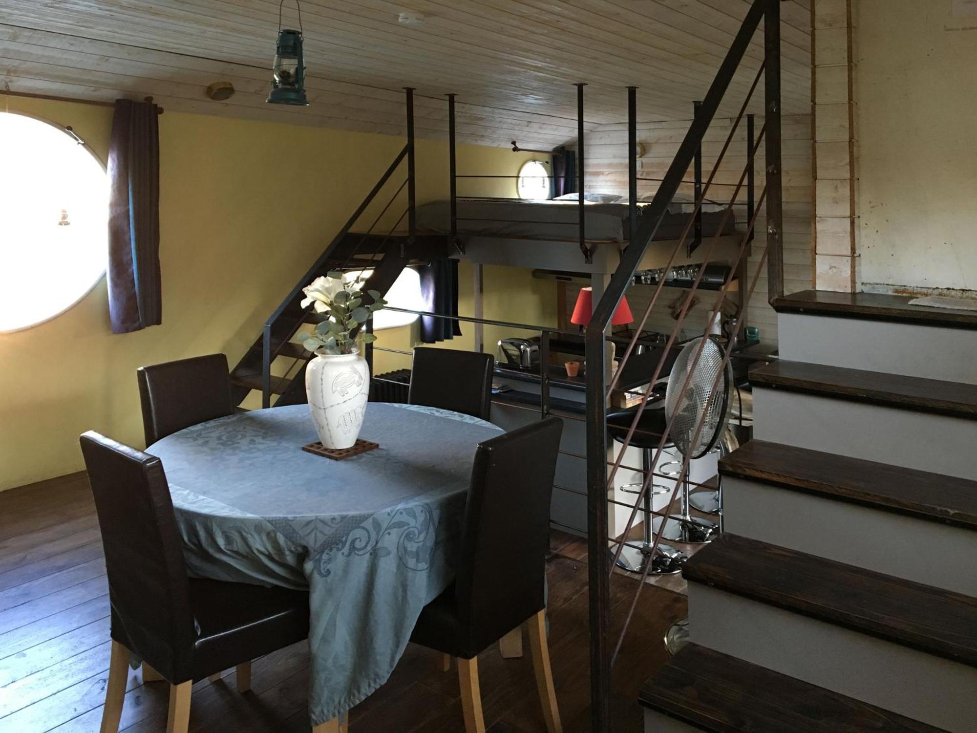 Boat For Guest Hotel Issy-les-Moulineaux Room photo