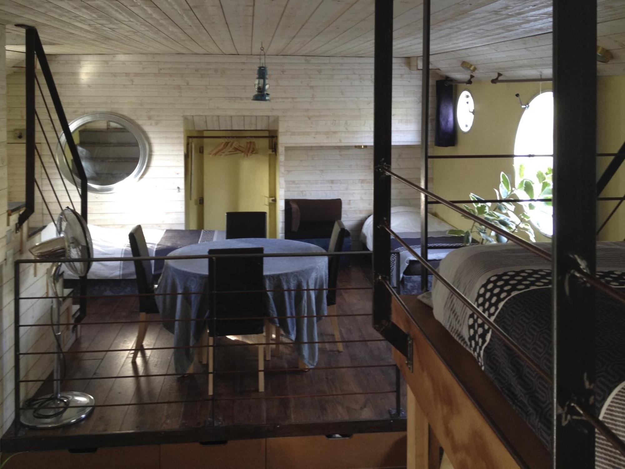 Boat For Guest Hotel Issy-les-Moulineaux Room photo